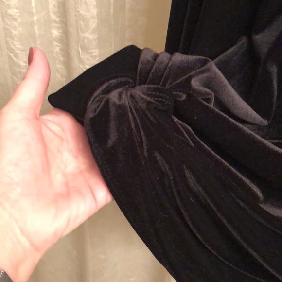 SALE! Halogen Black Velvet Top NWOT - Picture 2 of 4
